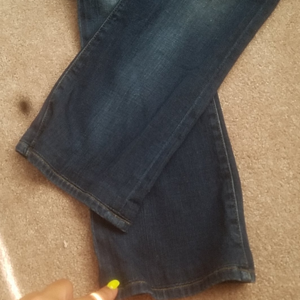 Hudson Jeans Beth Baby Bootcut Jeans - Picture 8 of 8